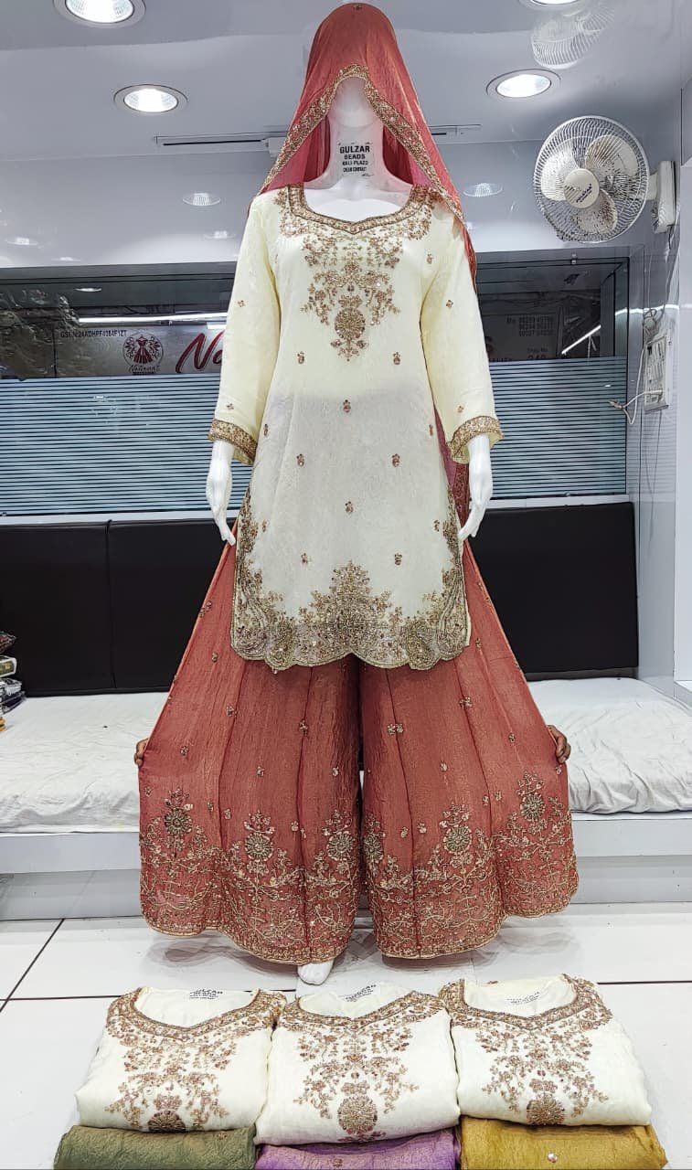 Rs 1000 to Rs 650 price drop dress offer Latur